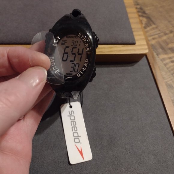 NEW Women's Speedo Watch - Picture 2 of 8